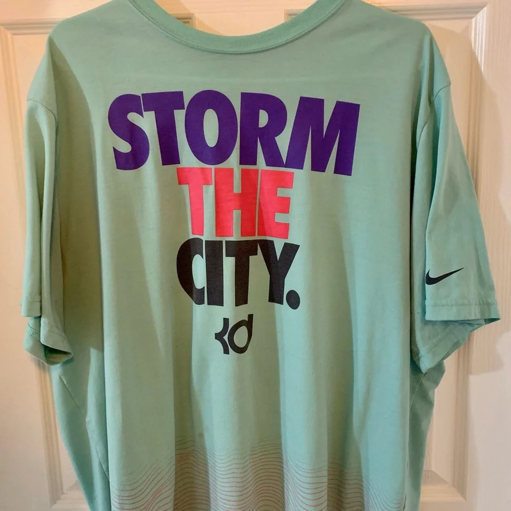 Nike Storm The City KD Tee Size XL - Picture 1 of 4